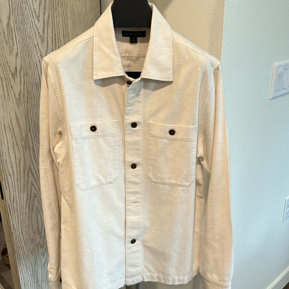 Banana Republic Casual Dress Shirt, size M